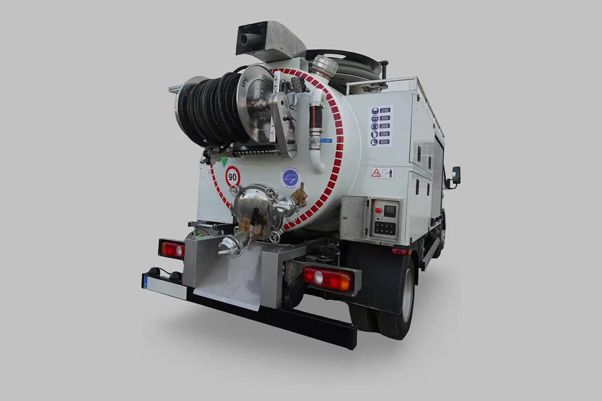 FUSO 7C18 – Modell Advance Plus II