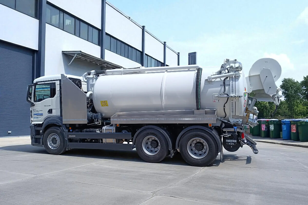 IVECO T-WAY 6X6 – Modell Combi Basic